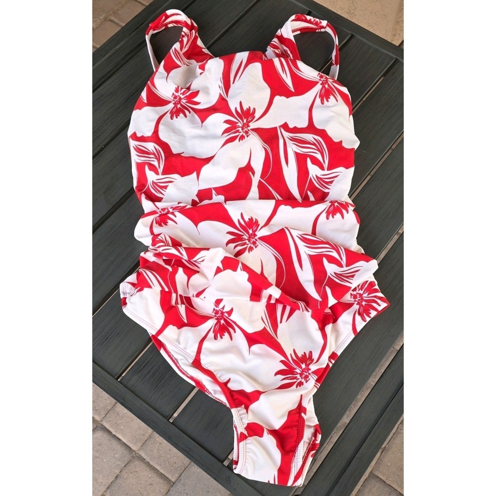 Women's Red & White Tropical Floral One-Piece Swimsuit Size 22W NEW (338)